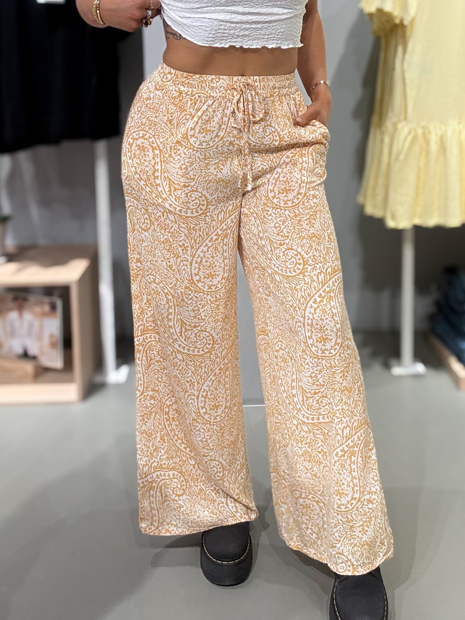 VIJINKE Trousers - Birch